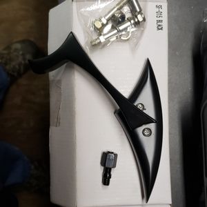 Universal motorcycle mirrors